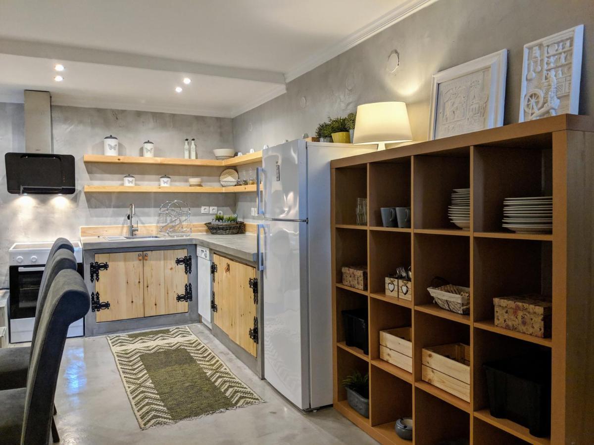 Villa Veneti - Probio - 140M2 Nea Moudhania Exteriör bild